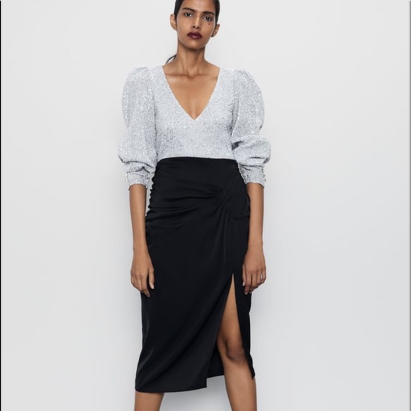 Zara Dresses & Skirts - ZARA- DRAPED PENCIL SKIRT.